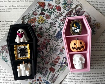3D Printed Gothic Coffin Fidget Toy | Spooky Desk Accessory, Keychain Included