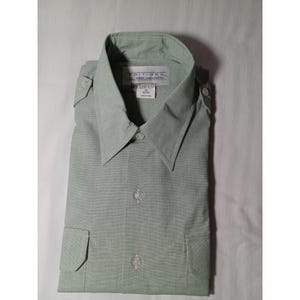 Editions by Van Heusen Men's Button Down Shirt - Size 16 32/33 - Green - Etsy Editions by Van Heusen Men's Button Down Shirt - Size 16 32/33 - Green - Etsy