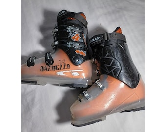 Botas de esquí alpino Dalbello Menace 4 JR para niños y jóvenes, modelo Mondo 25, 300 mm, transparente