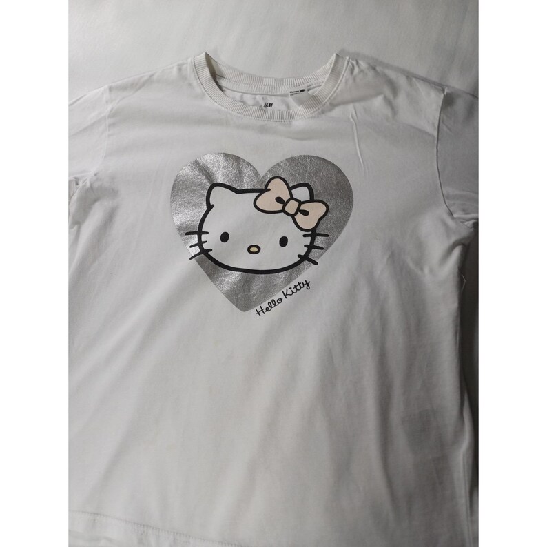 Hello Kitty Shirt Youth 6-7Y White Long Sleeve Silver Heart Graphic H&M Sanrio image 2