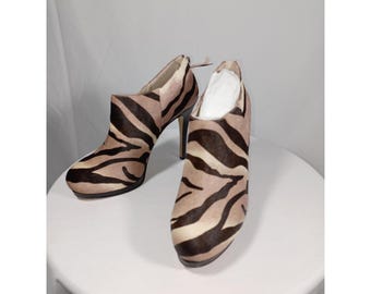 Nine West Shoes Womens Size 8.5 Animal Print Zebra Heels Booties Calf Hair New