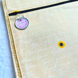 手書きのひまわりのメッセージ フルファブリックプロジェクトバッグ
