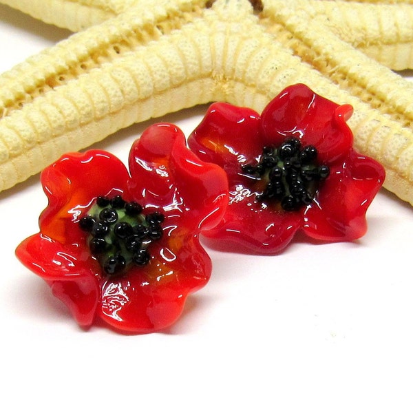 2 glass poppy beads, lampwork, muranoglass, 16-17mm x 8mm; 2mm eyelet, MTO