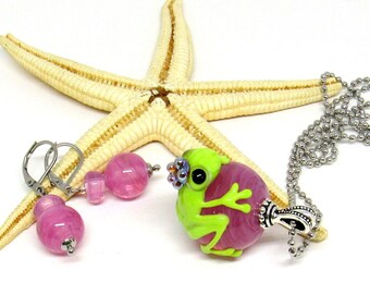 glass earrings or pendant with frog, pink, lampwork, ready to ship