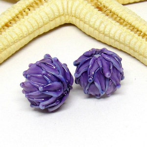 2 glassbeads blossom purple, 12mm or 14mm, lampwork, hole 2mm, MTO