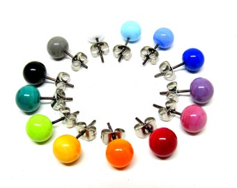 2 glass stud earrings, 7-8mm, colorchoice, lampwork, muranoglass, chirurgical steel pins, MTO
