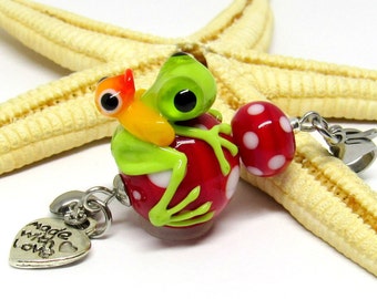 glass pendant, frog with swim tires, lampwork, glass, MTO