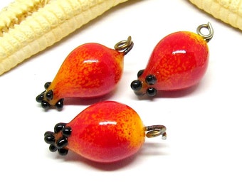 3 glass rose hip beads, lampwork, muranoglass, 13mm x 8mm, 2mm eyelet; MTO