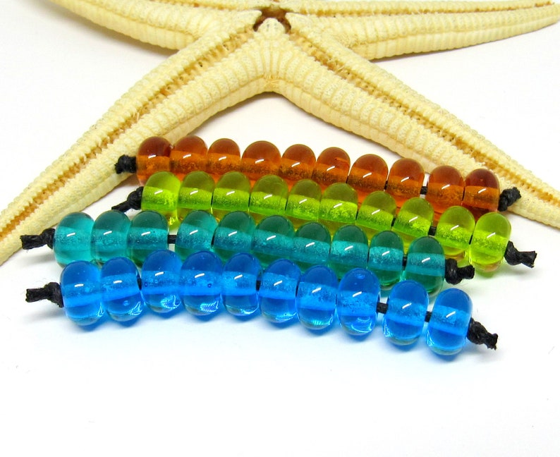 10 glassbeads, 8mm x 5mm, colorchoice hole 2mm, lampwork image 2