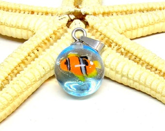 1 small glass pendant clownfish, lampwork, muranoglass, ready to ship