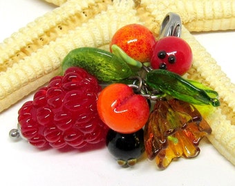 Pendentif en verre fruits, framboise, pêche, groseille, verre de Murano, MTO, (ANHG-0041)