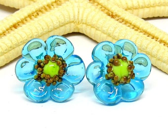 glass stud earrings, muranoglass, lampwork, flowers, MTO