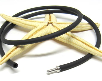 rubber necklace with plug closure; 50cm; colourchoice