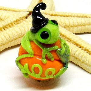 glass bead with frog, pumkin, lampwork, muranoglass, MTO