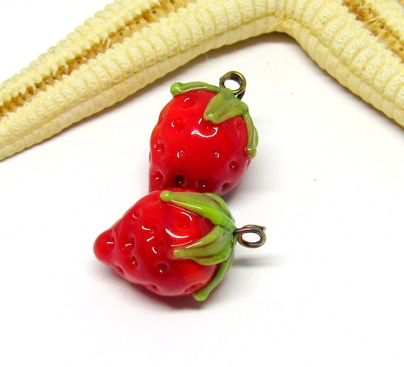 Handmade Lampwork 3D Strawberry Beads 