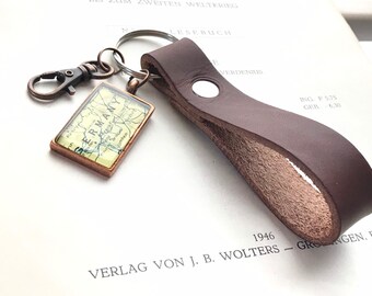 Father's Day Gift.Custom Map Keychain.Personalized Keychain.Gift for Him.His Hometown or Favorite Place.Leather Key Fob with Custom Map.