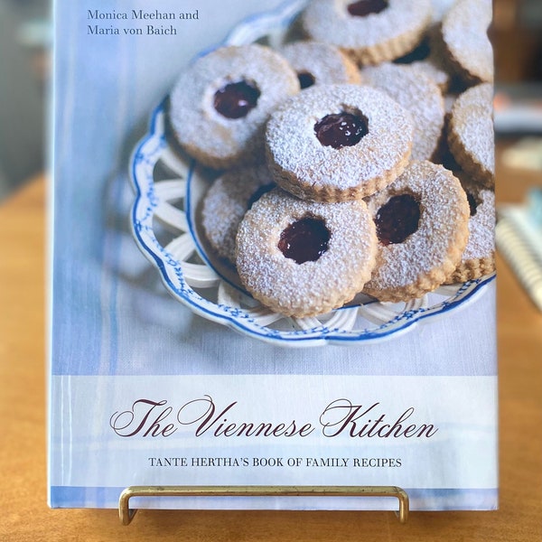 The Viennese Kitchen Tante Hertha's Book of Family Recipes.