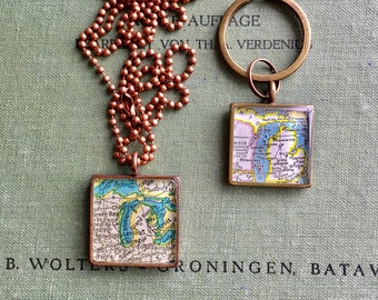 Custom Map Necklace Gift. The Perfect Personalized Christmas Gift. High School Graduation Gift for Her. Or. Keychain for Boyfriend.