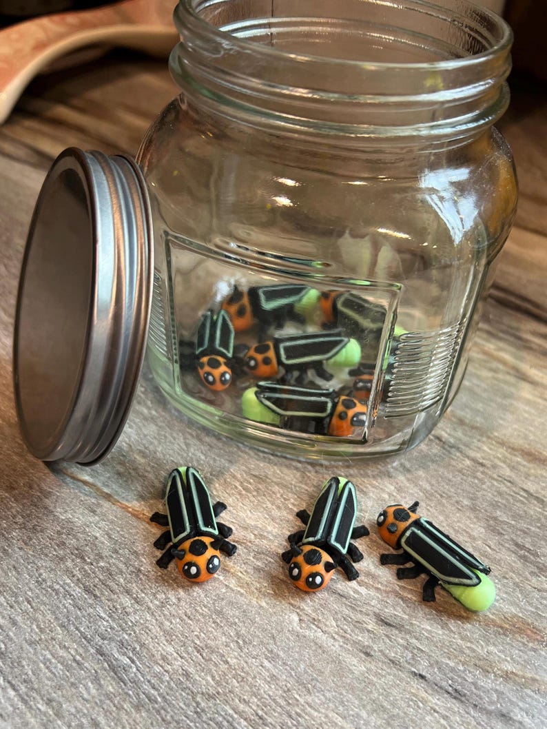 3D Printed Glow in the Dark Fireflies and Printed Mason Jar With Lid ...