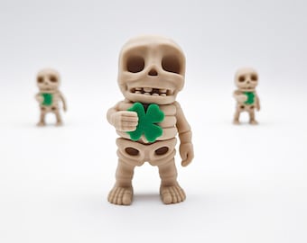 Lucky Skeleton Fidget: Articulated St. Patrick's Day Four-Leaf Clover Desk Decor