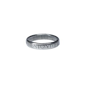 Memento Vivere band ring in sterling silver