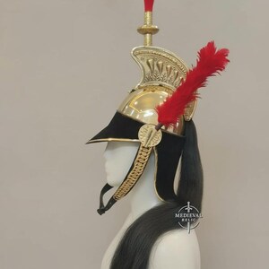 Handgemaakte Napoleon messing Cuirassier Pickelhaube Napoleon-helm met displaystandaard afbeelding 13