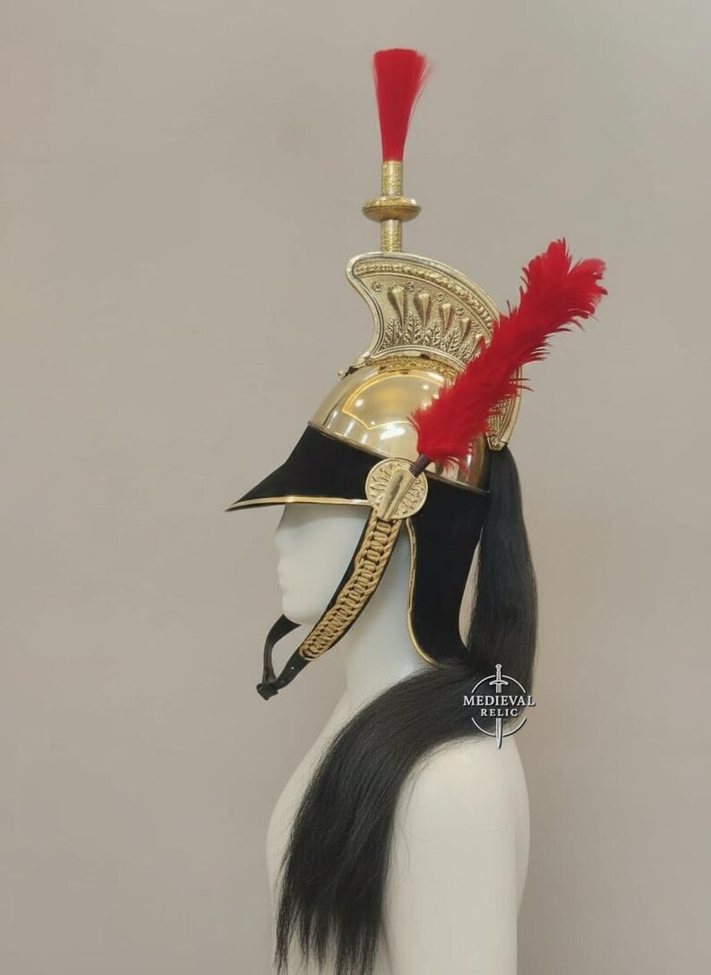 Handgemaakte Napoleon messing Cuirassier Pickelhaube Napoleon-helm met displaystandaard afbeelding 13