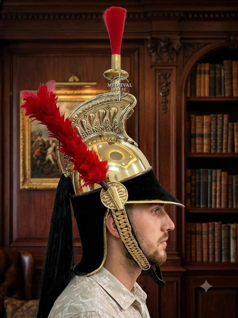 Handgemaakte Napoleon messing Cuirassier Pickelhaube Napoleon-helm met displaystandaard afbeelding 12