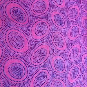 LAST 39"  Aboriginal dot in maroon -discontinued color
