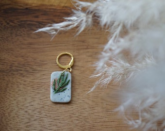 Fern stitch marker in Concrete