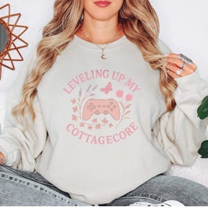 Leveling Up My Cottagecore Shirt | Cozy Gamer Girl Sweatshirt | Vintage Floral Gaming Shirt | Soft Aesthetic Cottagecore Gift, Gamer girl