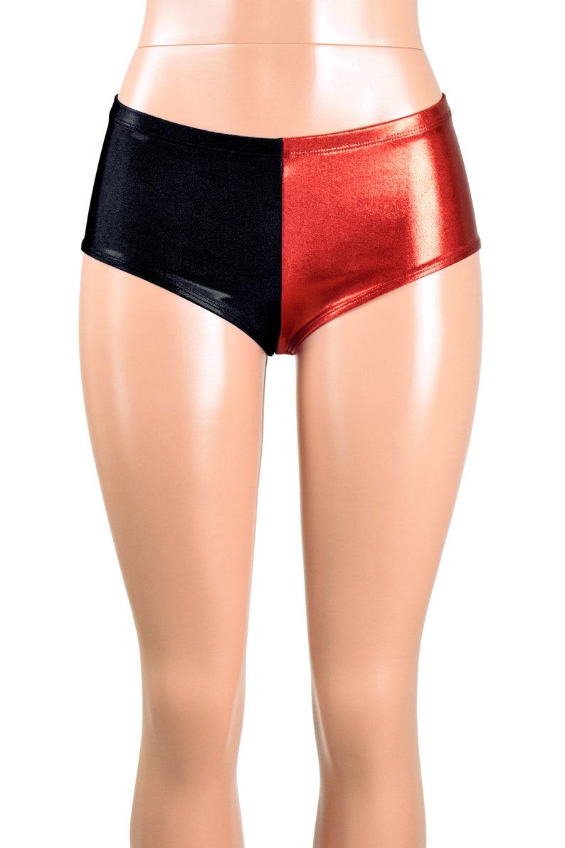 and harley Red quinn shorts black