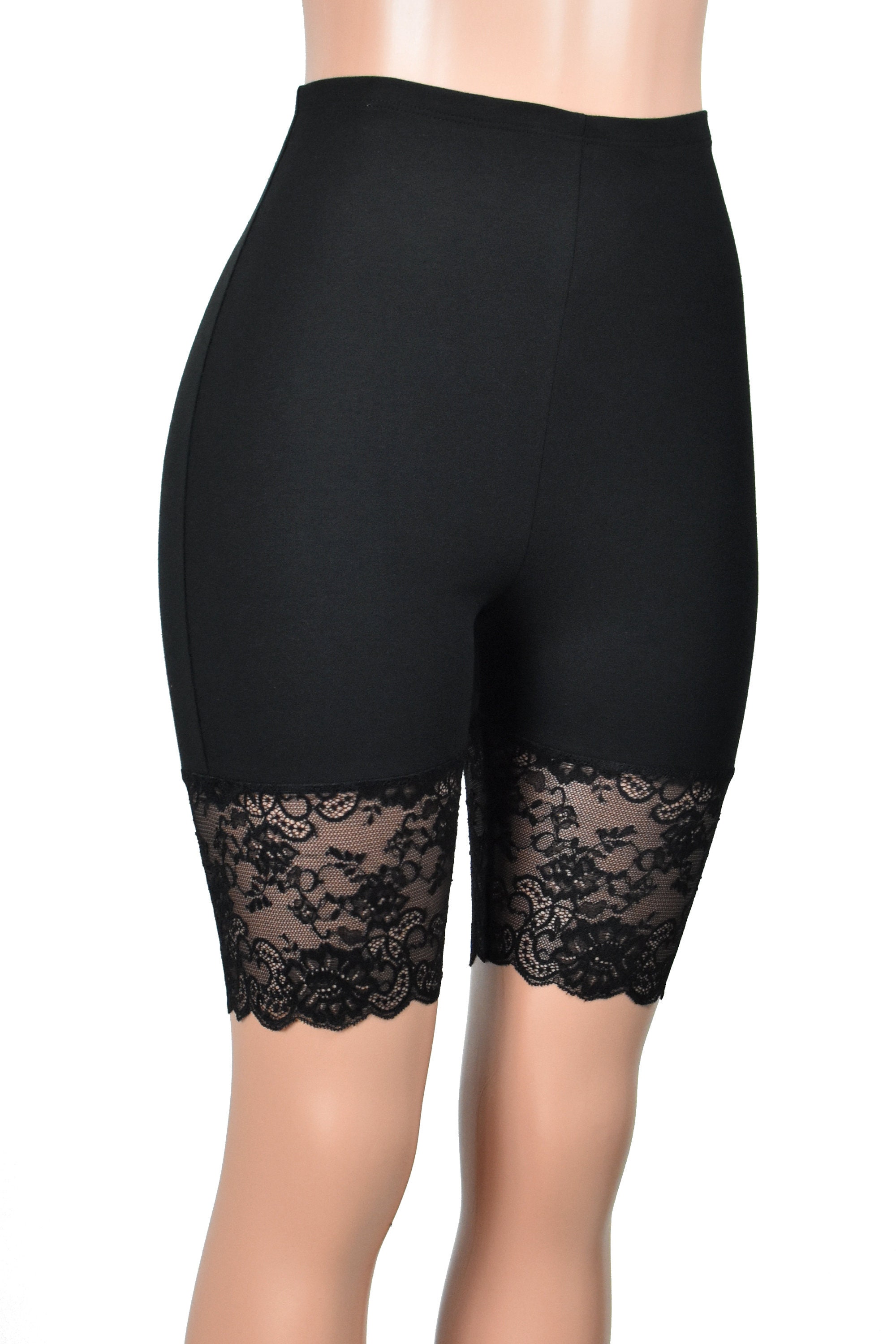 High-waisted Black Stretch Lace Shorts (elastic Waist, 8.5