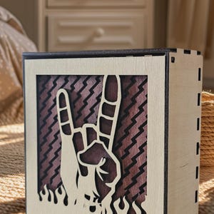 Geschenkbox für Musikliebhaber aus Holz, mit Motiv