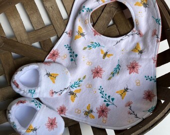 Floral Bee Bib and Soft Shoe Set - 6-12 Months - READY TO SHIP!