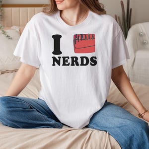 Funny I Love Nerds Shirt – Geeky Graphic Tee, Electronics Enthusiast Apparel, Engineering Humor, Nerd Pride Casual Wear