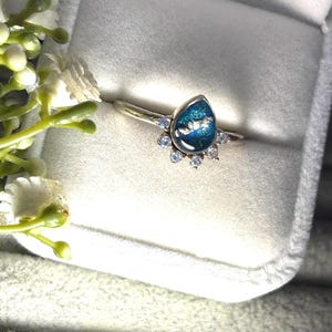 Sterling Silver Memorial Ring: Teardrop Ashes Keepsake Jewelry