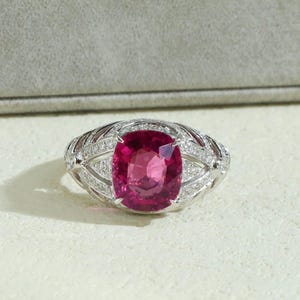 Tourmaline Ring, Tourmaline Jewelry, Engagement Ring, 18k Solid Gold Ring, Vintage Ring for Women, Gift for Her, Natural Tourmaline Ring