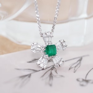 Natürlicher Smaragdanhänger mit Diamant, Anhänger aus 18 Karatgold, achteckiger Smaragd von 0,5 Karat, Smaragdanhänger für Frauen, täglicher Smaragdanhänger