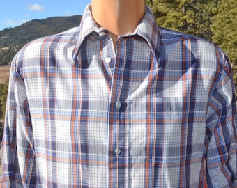 vintage 70s PLAID button down shirt Medium Large rust navy white 80s