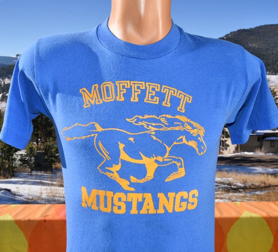 vintage 80s t-shirt MOFFETT MUSTANGS school calif… - image 1