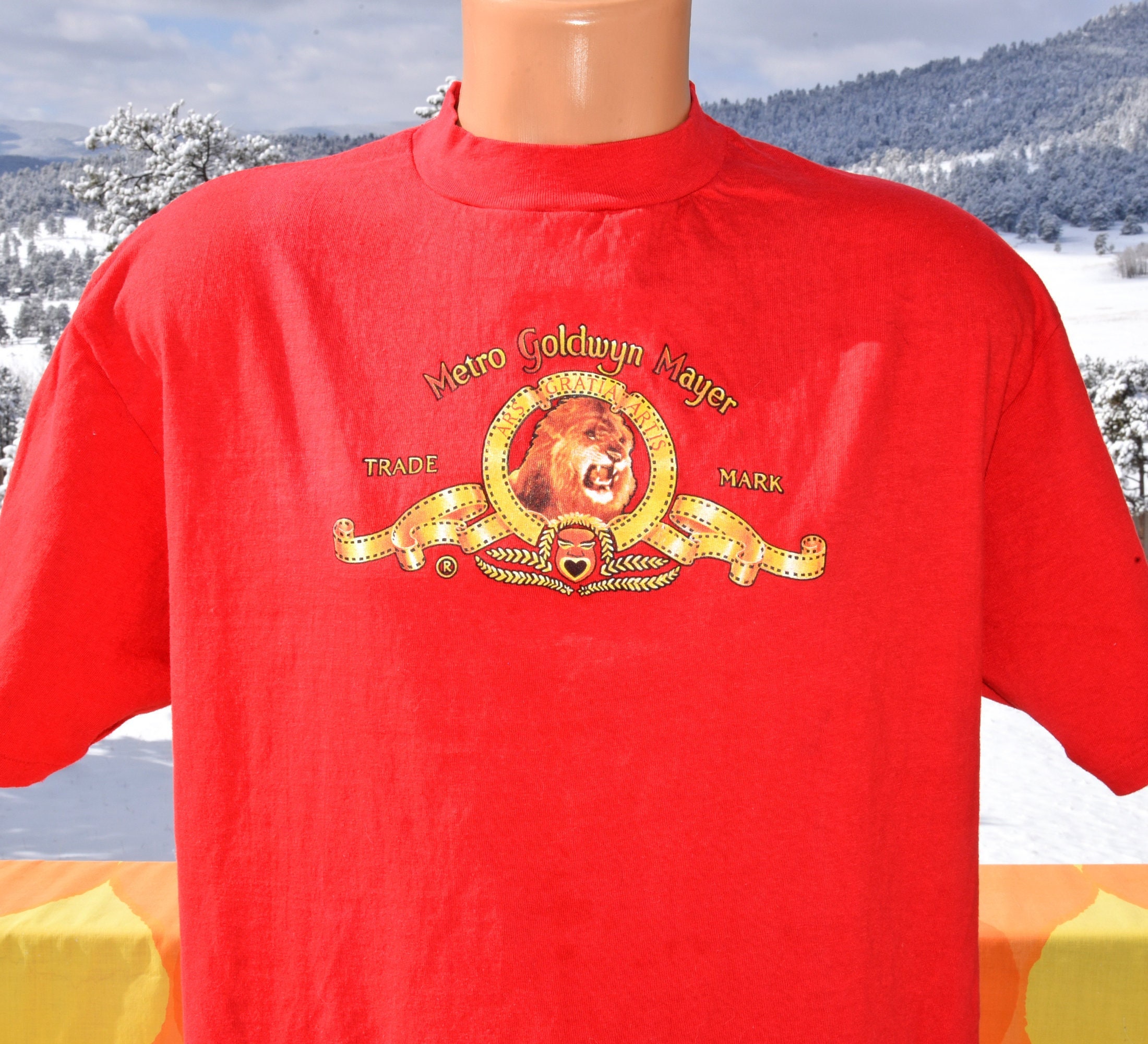 Vintage 80s T-shirt MGM Metro Goldwyn Mayer Lion Movie Film Tee XL 