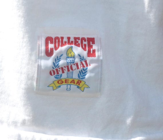 vintage 90s t-shirt MIDDLESEX community college c… - image 4