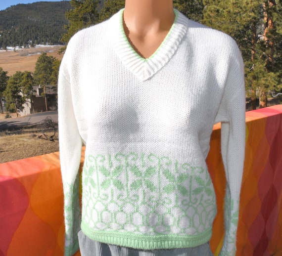 Bobbie v shop neck sweater