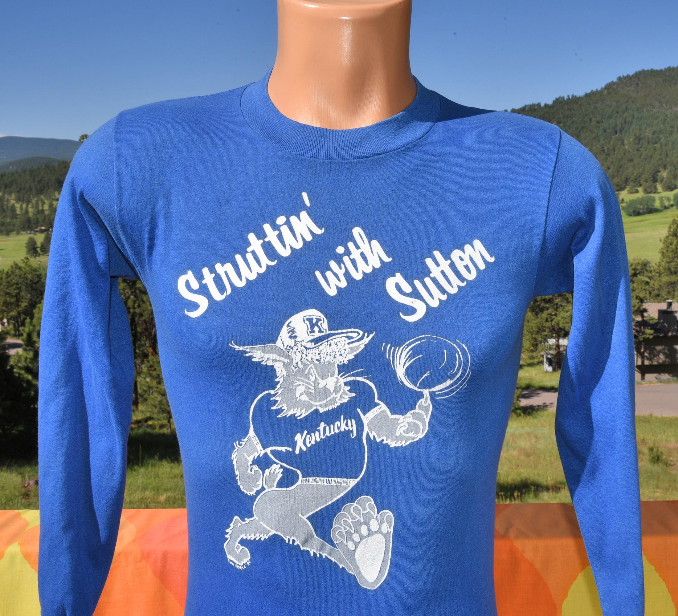Vintage 80s Tee KENTUCKY Basketball Sutton Long Sleeve Tee Small