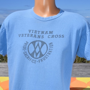 vintage 70s tee VETERANS CROSS vietnam t-shirt XL Large distressed
