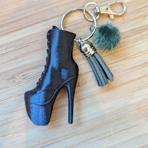 Portachiavi con stivale con tacco alto e plateau, accessorio regalo per borsa da pole dance