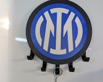 Wieszak na klucze Inter 3D na ścianę – wieszak na klucze z logo Nerazzurri – wystrój domu – prezent dla kibica Interu Mediolan – organizer na wejście do klubu piłkarskiego 16 cm