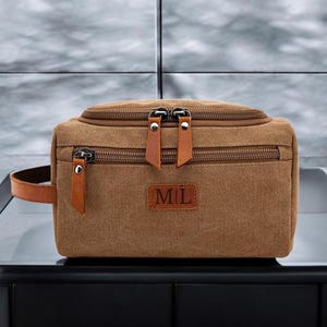 Trousse de toilette personnalisée homme, Cadeau personnalisé fête des pères, Cadeau papa unique, Cadeau original pour homme, Cadeau voyage