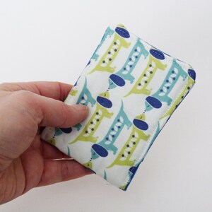 Wurst Hund Karte Fall, blau und weiß Baumwolle Dackel Design, Geschenke für sie, Hund-Liebhaber-Geschenk, Wurst Hund Liebhaber Geschenk, Kreditkarte Fall